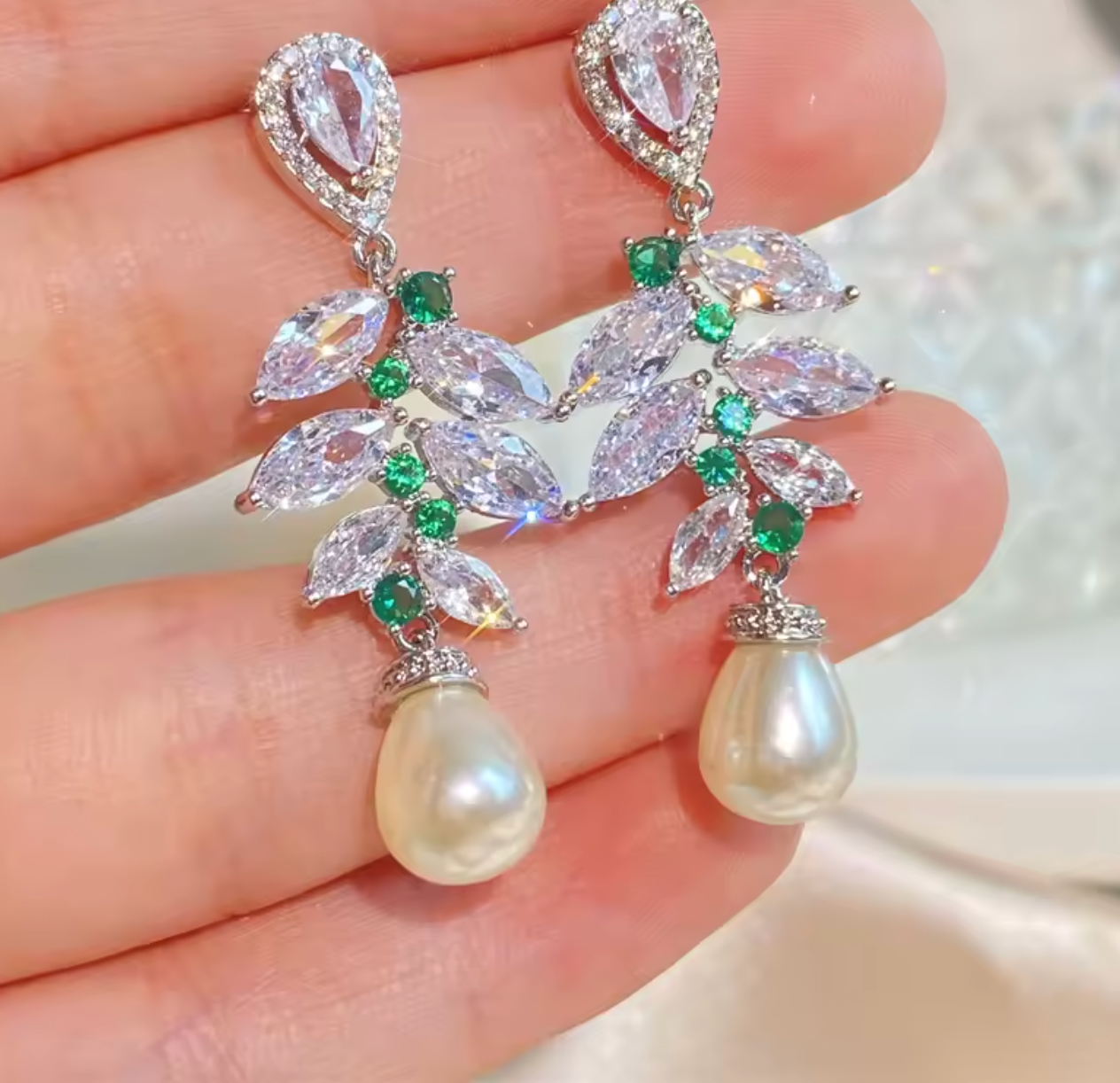 Elegant Cubic Zirconia Leaf Dangle Earrings for Women